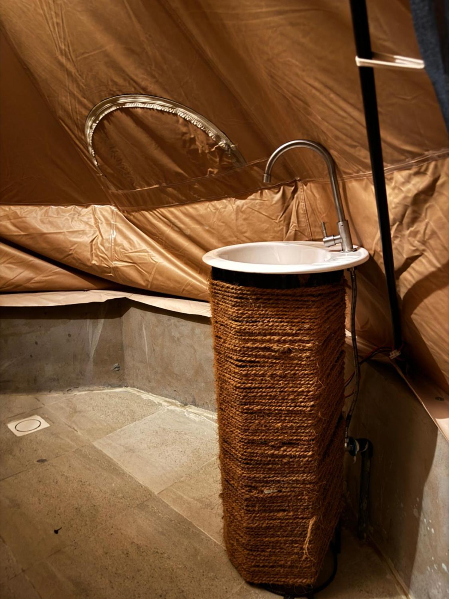 Desert Diamond Private New Camp Badīyah Екстериор снимка